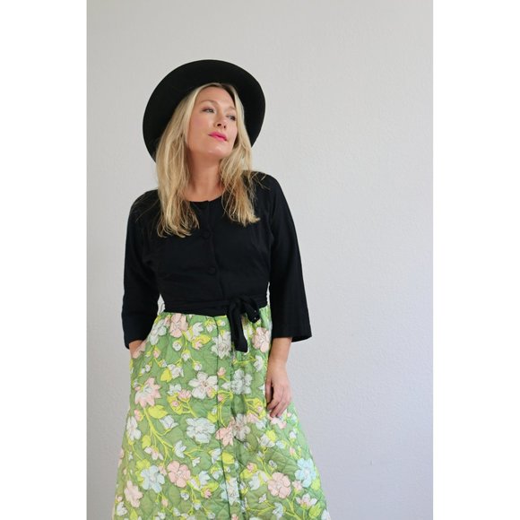 1960's Quilted Hostess Dress // Women's Size Small to Medium // Party Dress - Picture 7 of 9